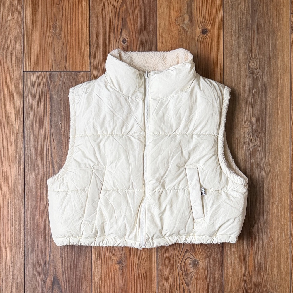 Double Zero Cream Quilted Sherpa-Lined Puffer Vest